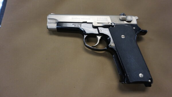 Smith & Wesson 59