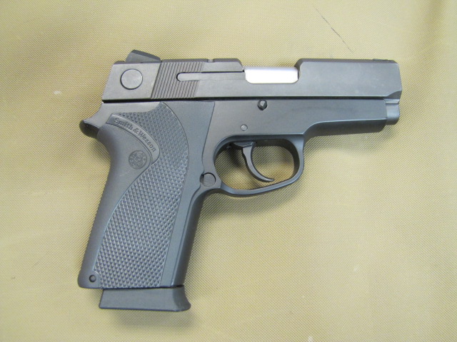 Smith & Wesson 457 used with 2 mags and original box