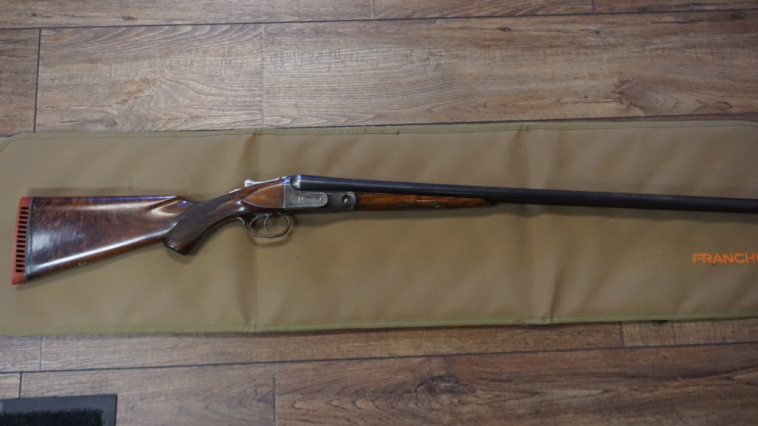 Parker VHE 16 gauge shotgun