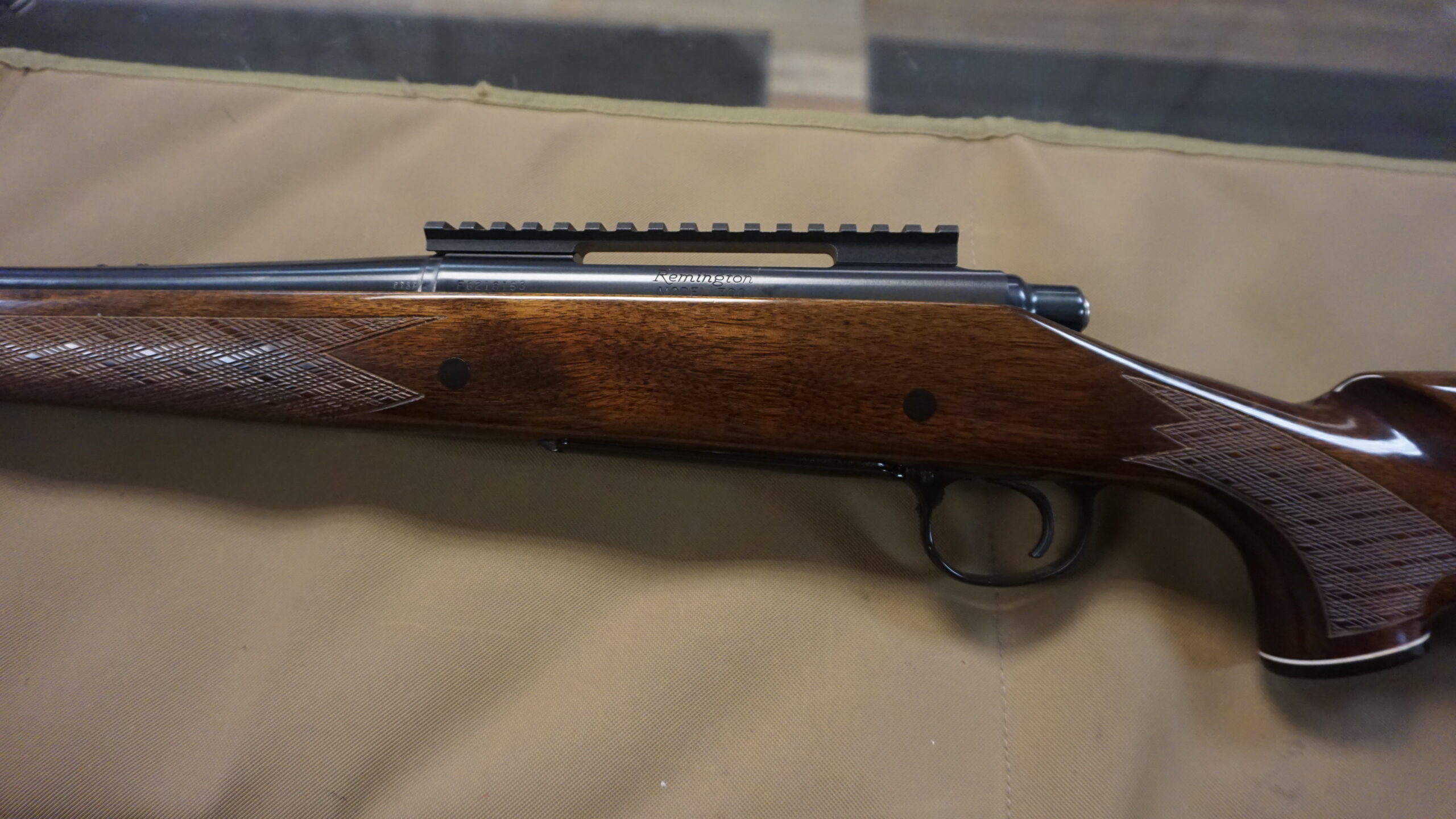 Remington Model 700 BDL 7mm Remington Magnum Rifle - Image 7