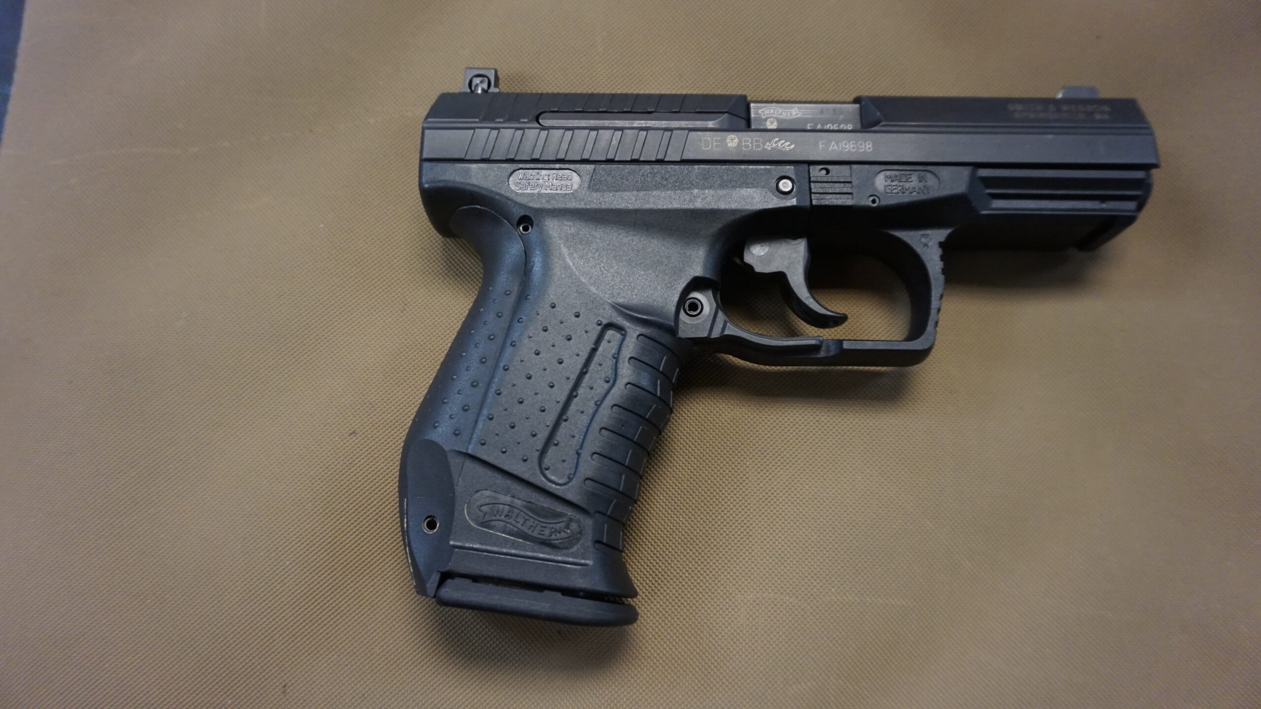 Walther P99 Semi-Automatic Pistol – .40 S&W, 4" Barrel