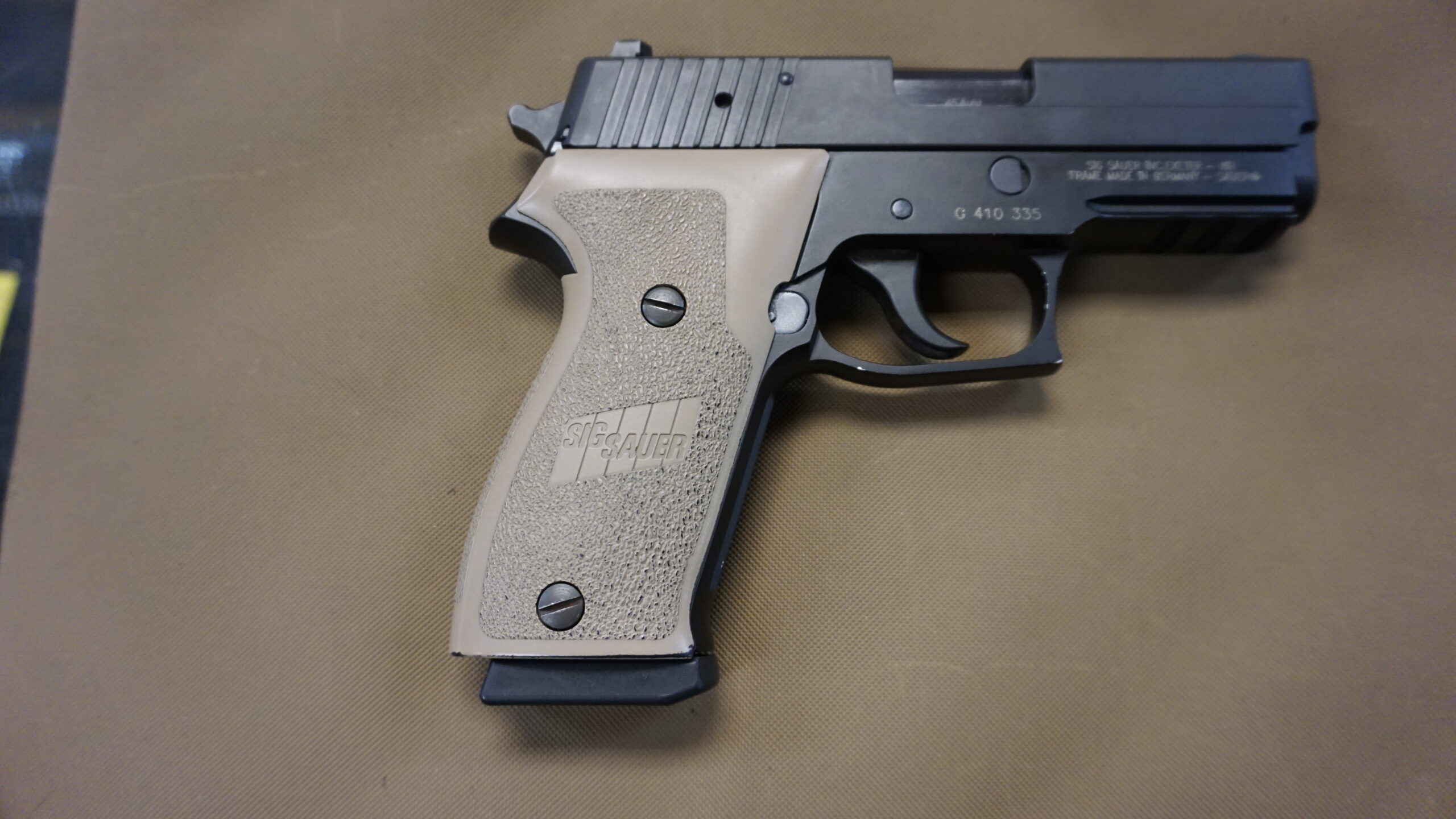 SIG Sauer P220 Semi-Automatic Pistol – .45 ACP, 3.75" Barrel