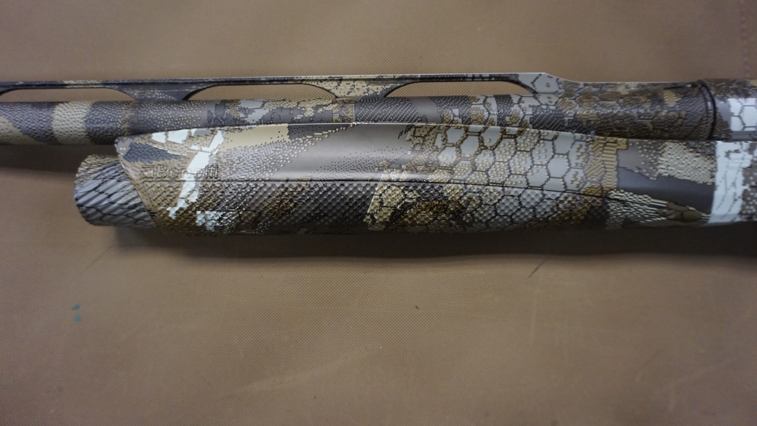 Benelli SBE3 Optifade Timber Semi-Auto Shotgun – 20 Gauge - Image 7