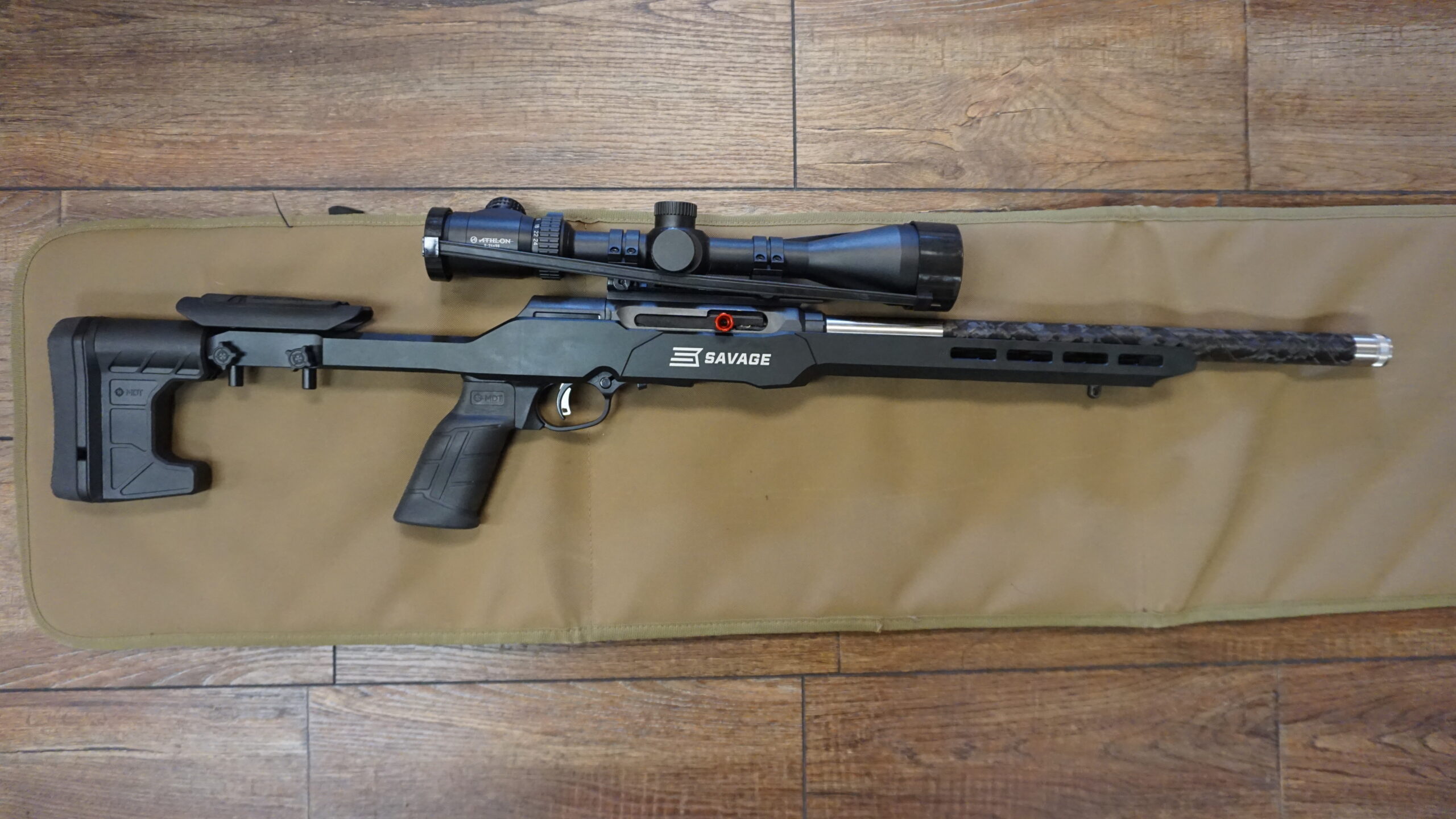 Savage semi auto rifle .22 LR