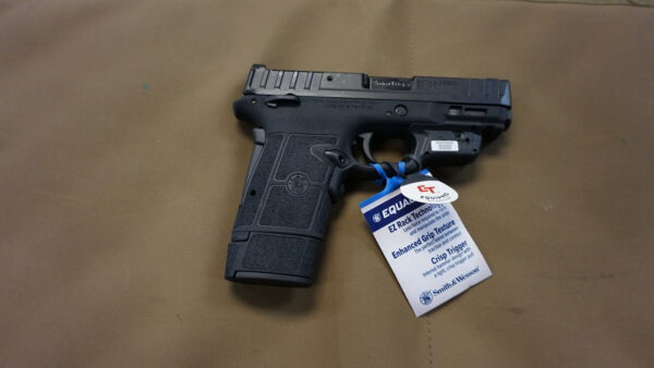 Smith & Wesson semi auto handgun 9mm