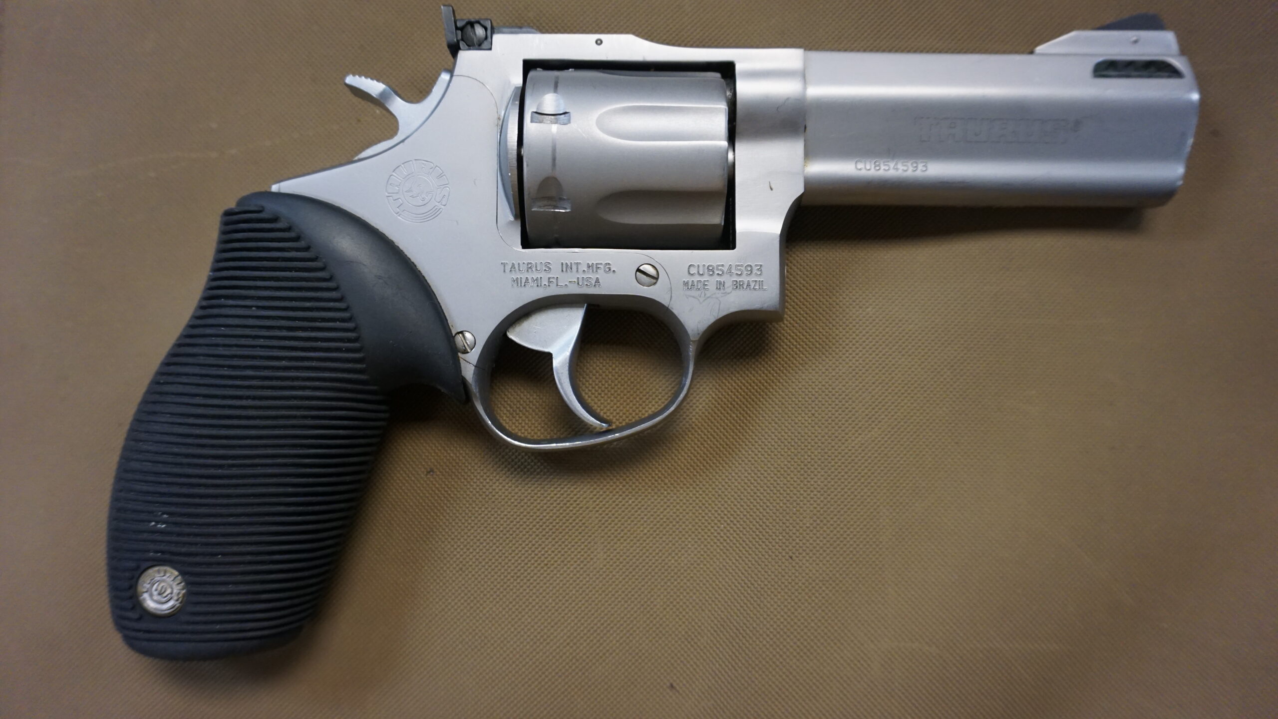 Taurus M627 Tracker .357 Mag - Image 1