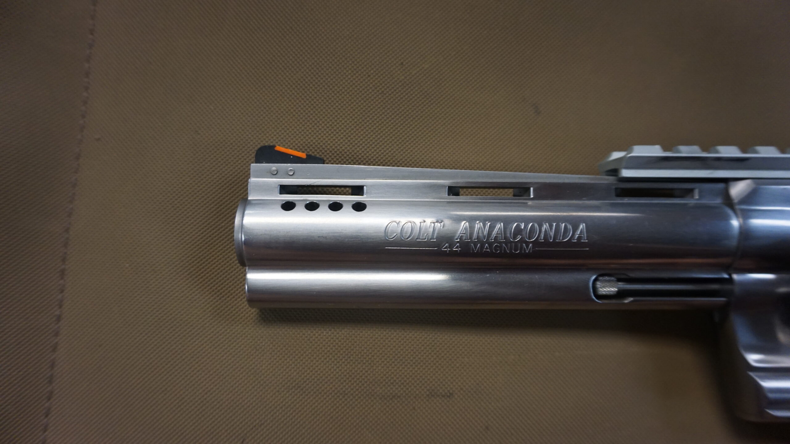 Colt Anaconda 44 Mag 6" Barrel - Image 3