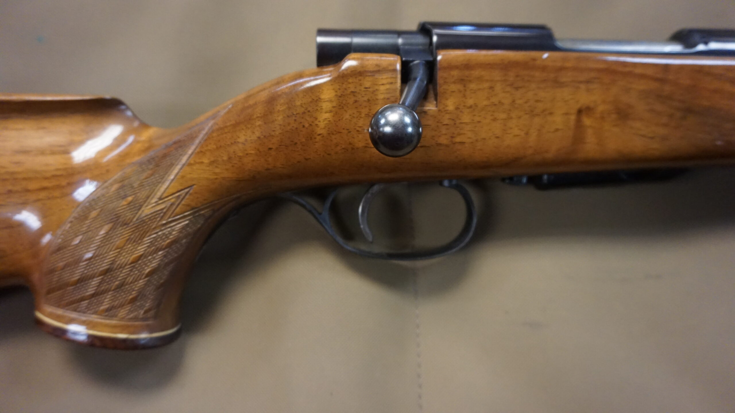 Savage Anschutz 153 Sporter .222  23.5" Barrel - Image 3