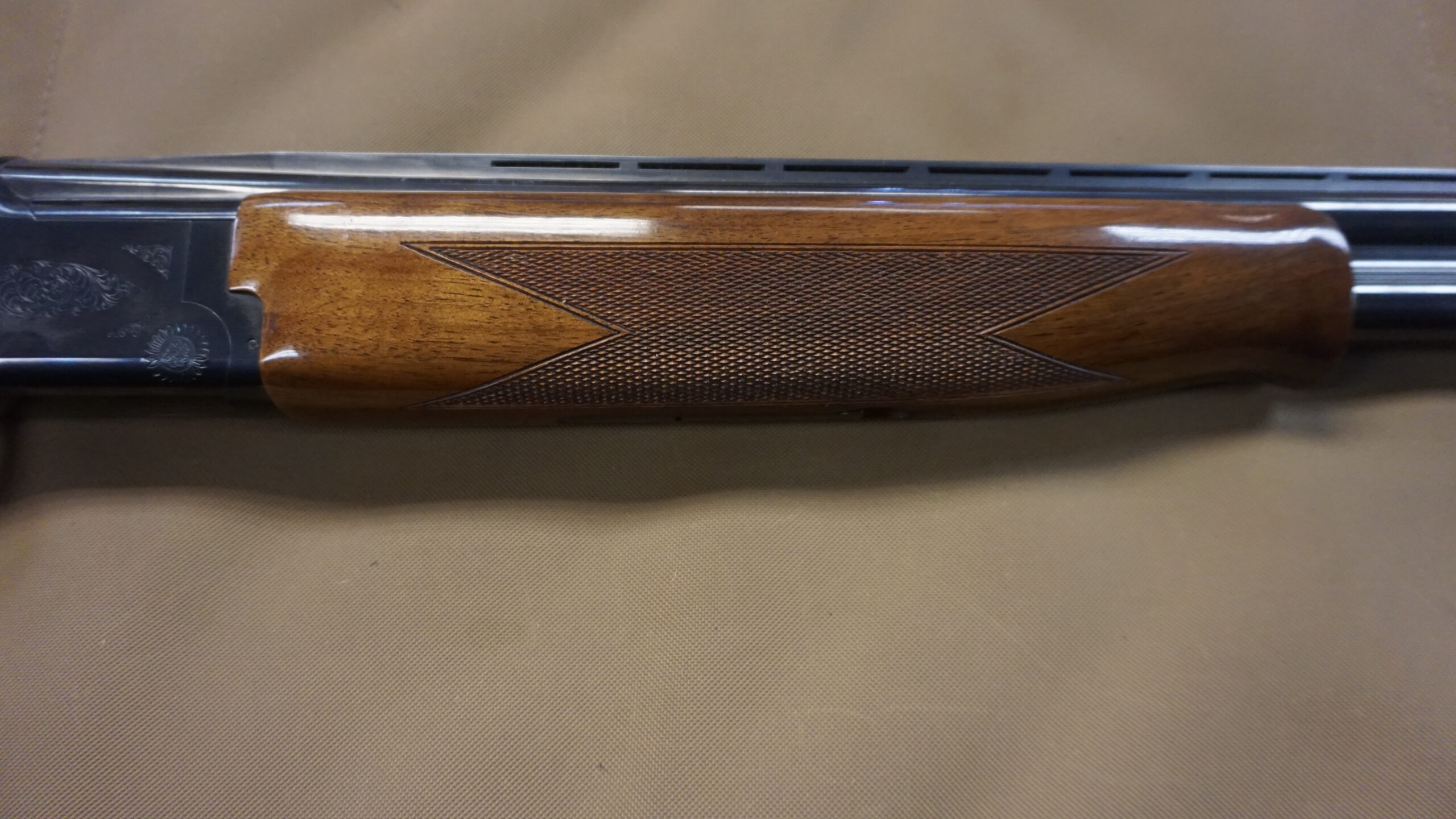 Browning Citori Superlight 16 Gauge 26" Barrels - Image 5