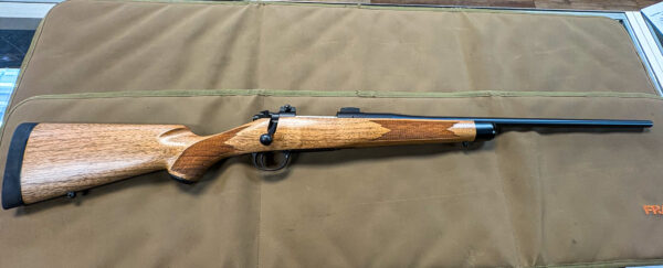 Kimber 84M Classic Select — .257 Roberts